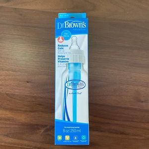 Dr Browns Natural Flow bottle. Never opened. NWT.